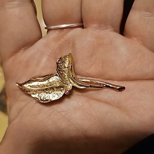 Vintage Iris Brooch